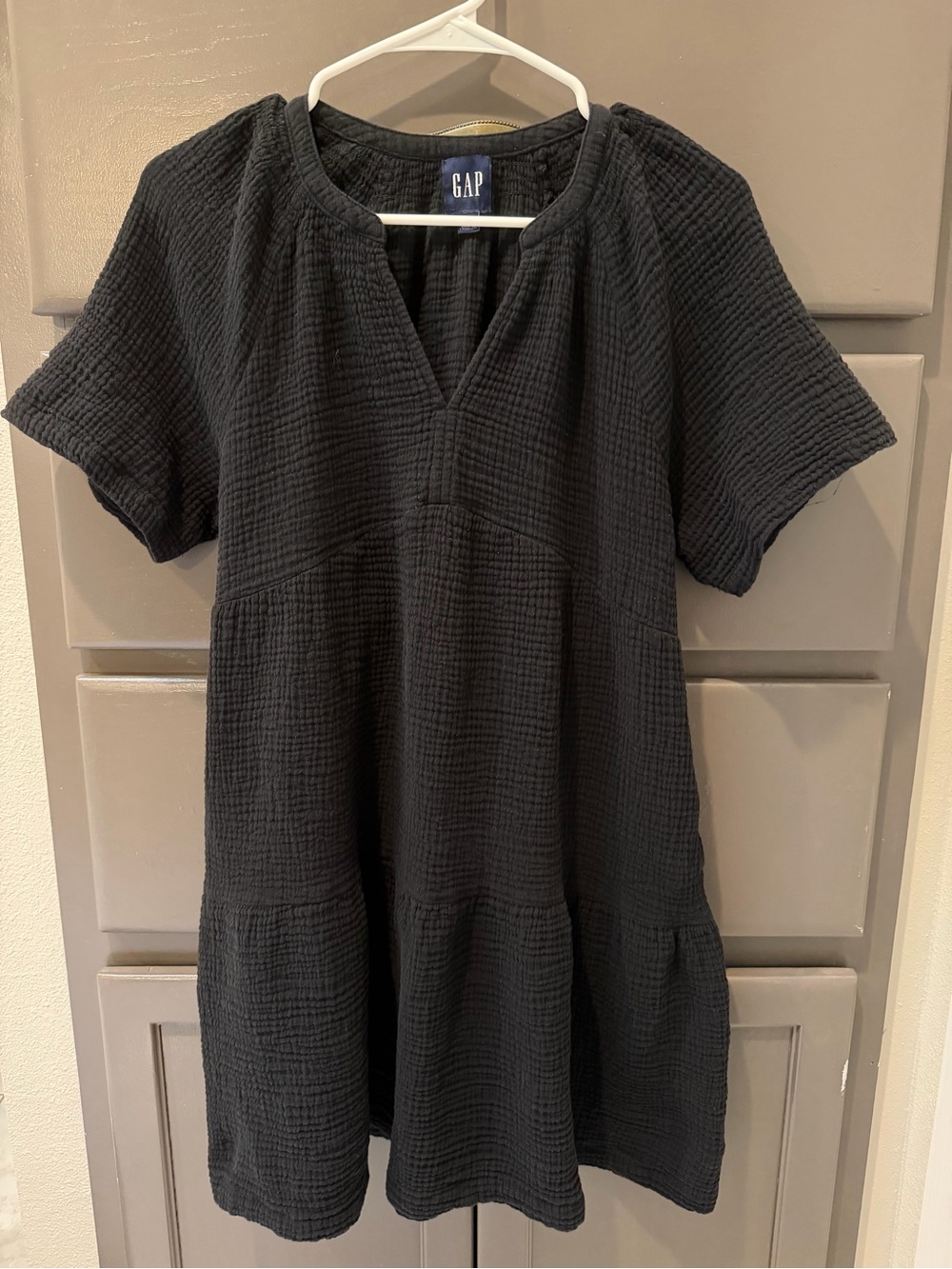 GAP Black Gauze Knee-length Dress